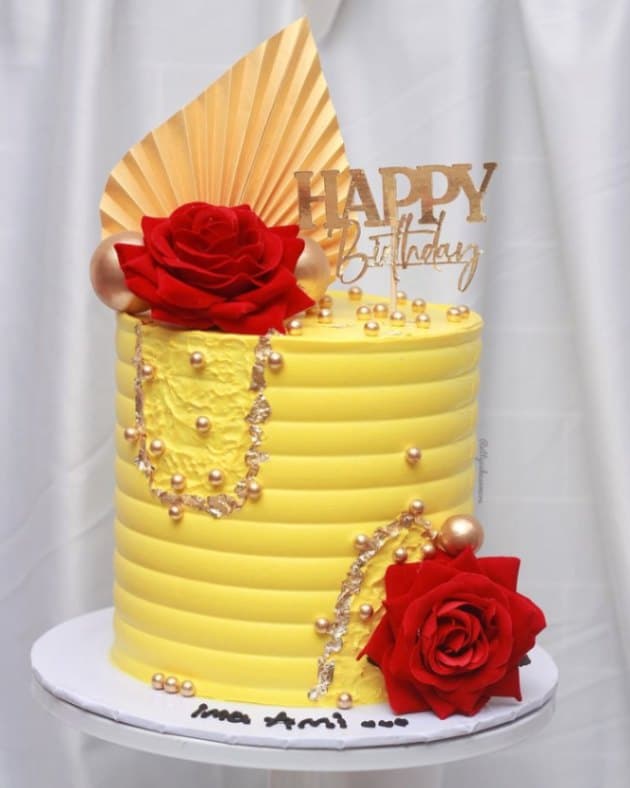 Custom Cake orders